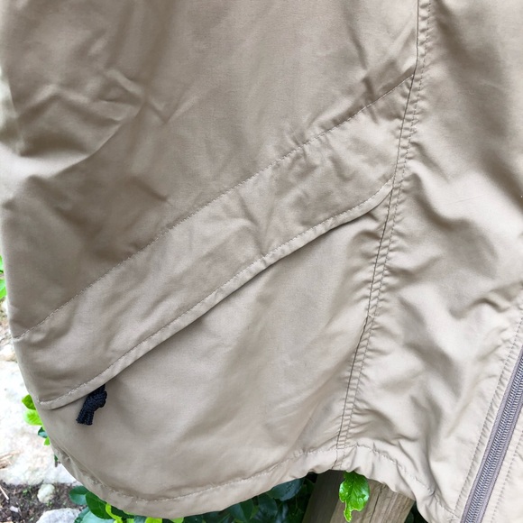 Tan light weight jacket with a hood - Picture 7 of 9